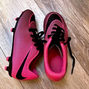 COPY - Soccer cleats girls